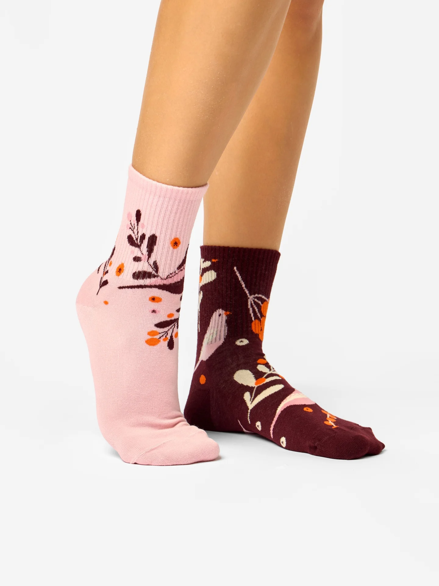Calcetines de deporte alegres Pájaros y Bayas - Image 3