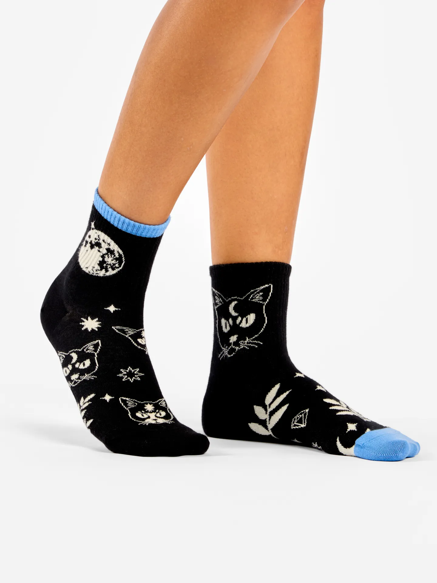 Calcetines de deporte alegres Gato y luna - Image 3