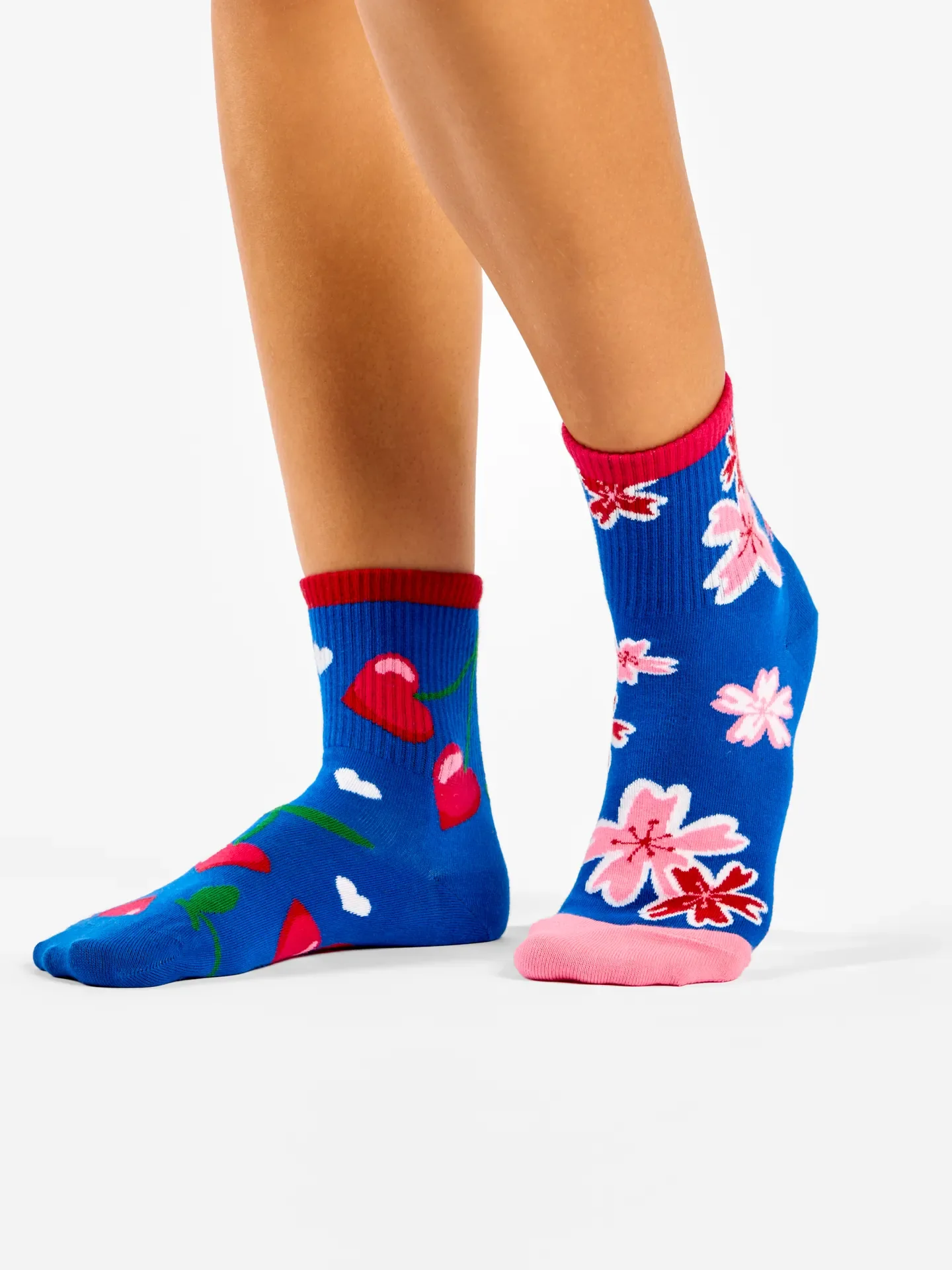 Calcetines de deporte alegres Amor por las cerezas - Image 2