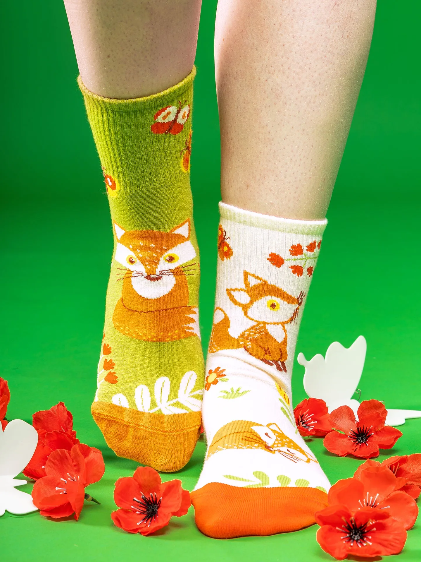 Calcetines de deporte alegres Zorro y mariposas - Image 2