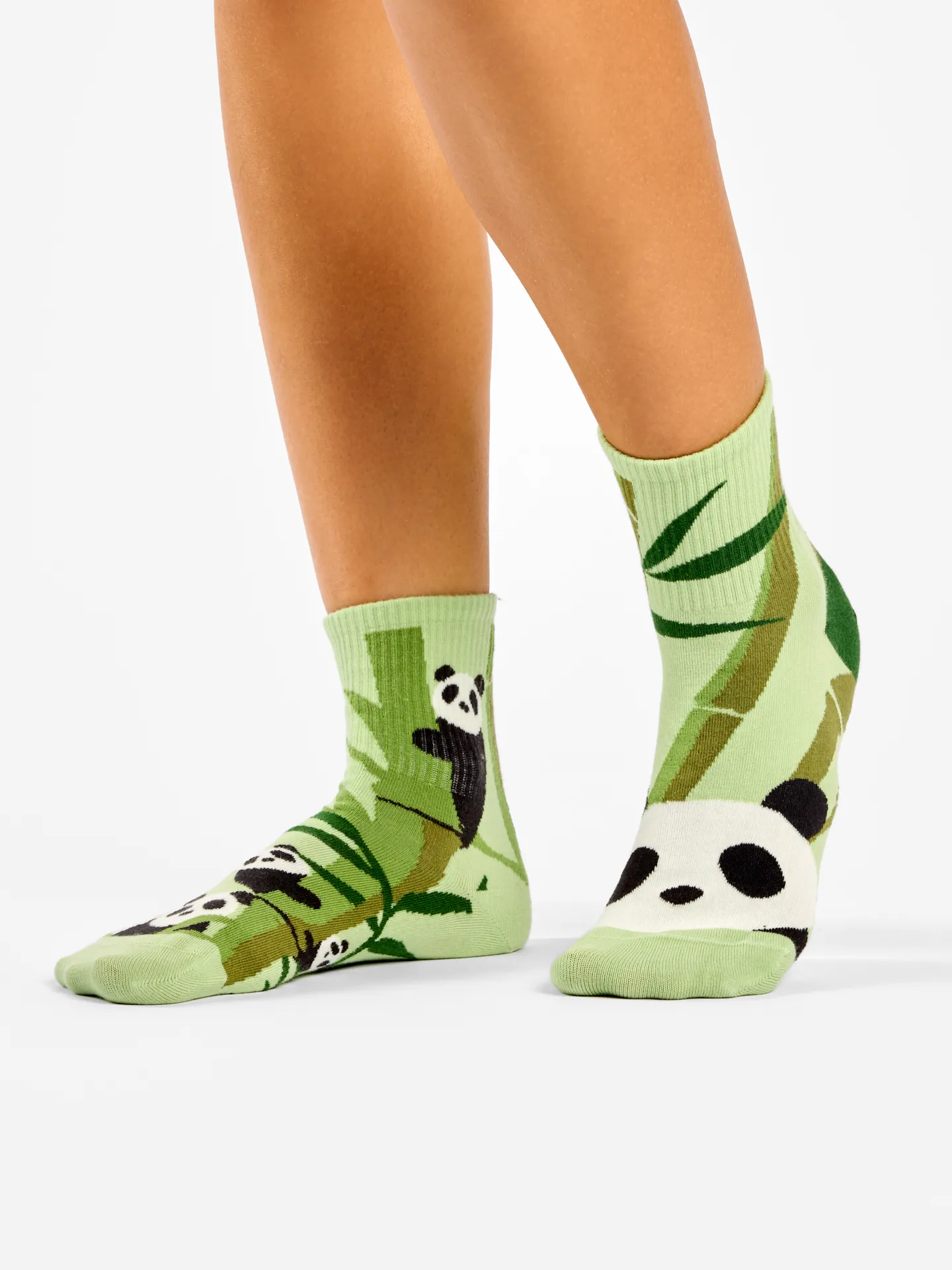 Calcetines de deporte alegres Pandas y bambú - Image 2