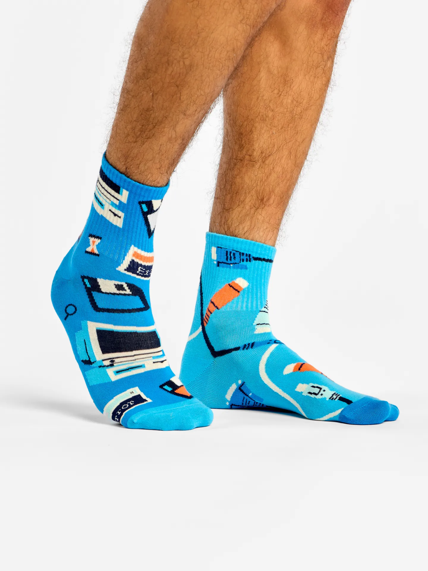 Calcetines de deporte alegres Informática retro - Image 3