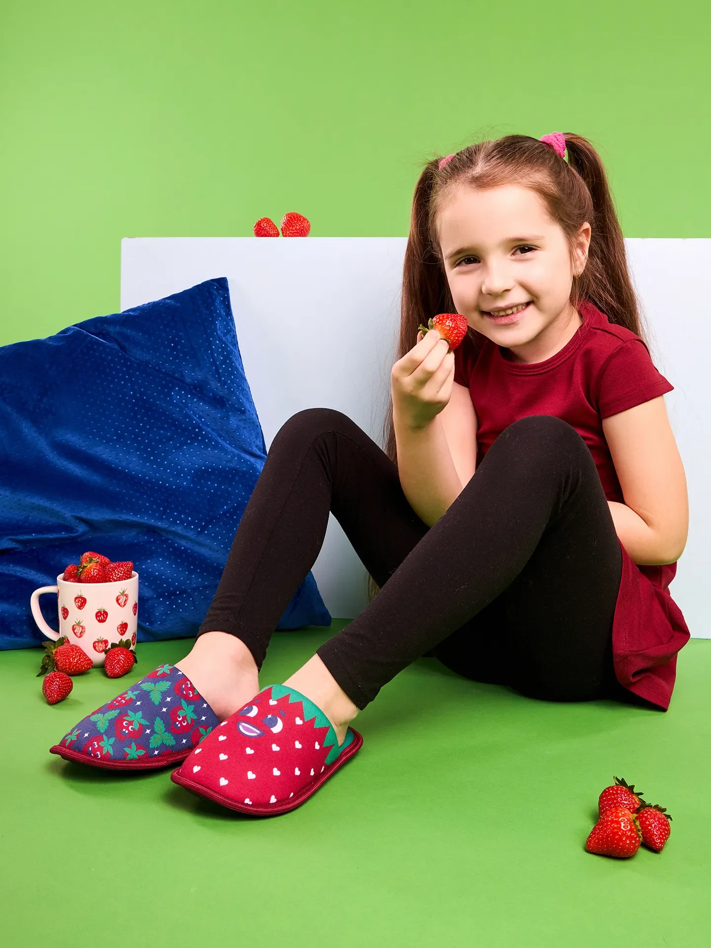 Pantuflas infantiles alegres Fresas felices - Image 4