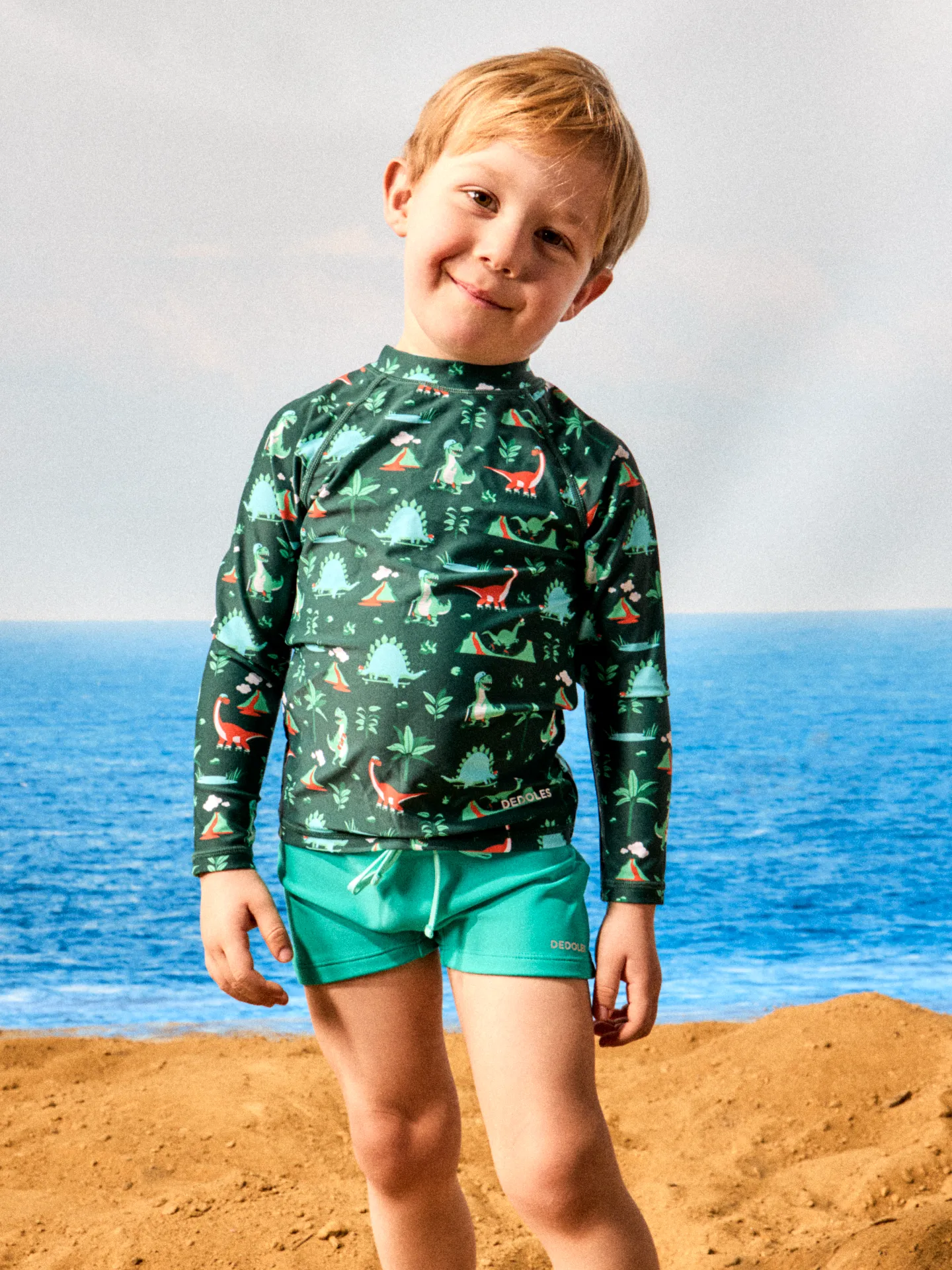 Camiseta de baño infantil con protección UV Skatepark de los dinosaurios - Image 4