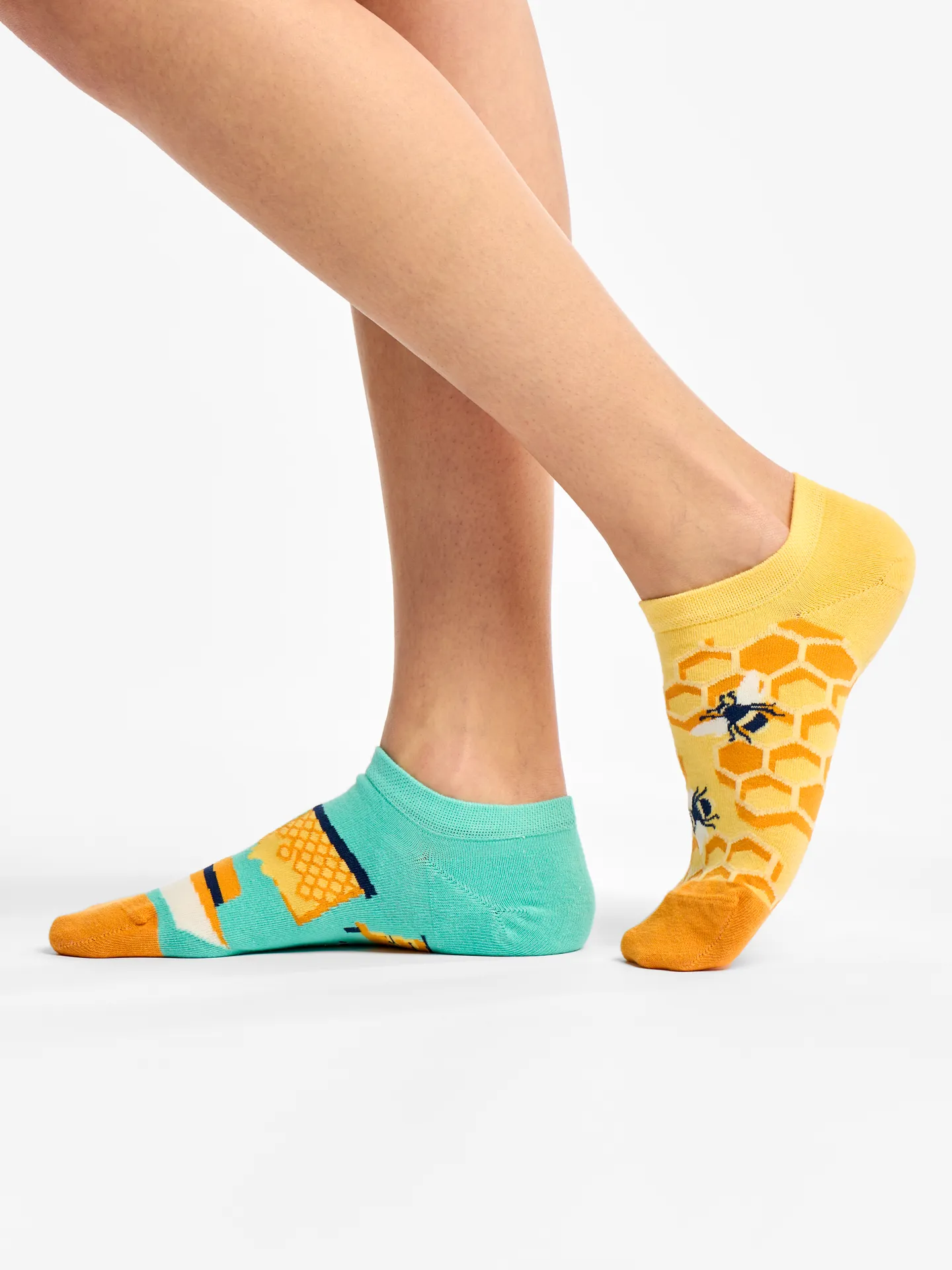 Calcetines sneakers alegres Apicultor - Image 2