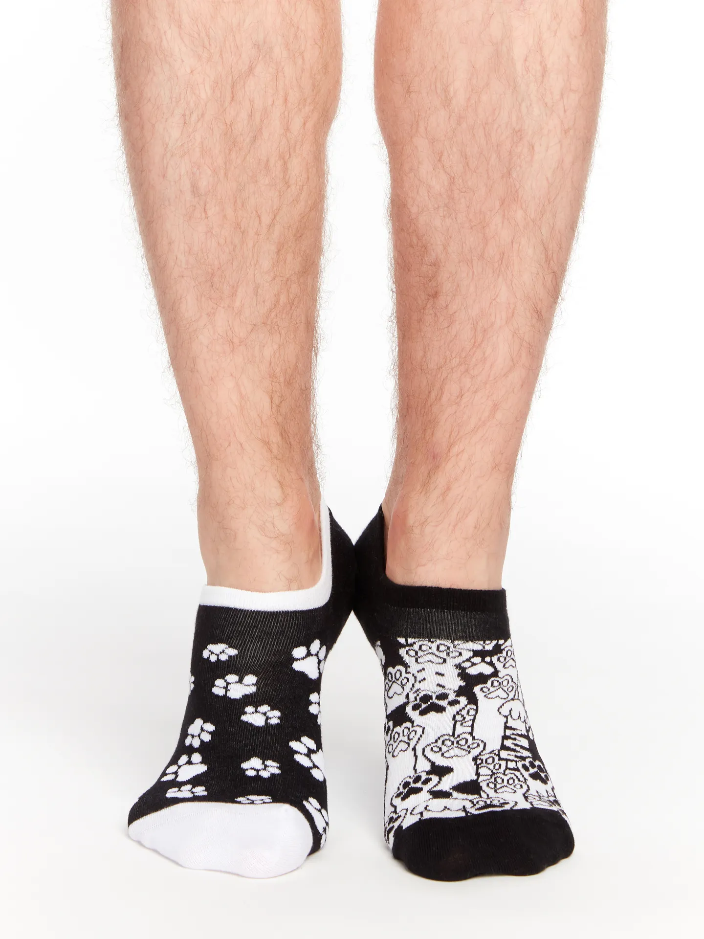 Calcetines sneakers alegres Patas de gato - Image 5