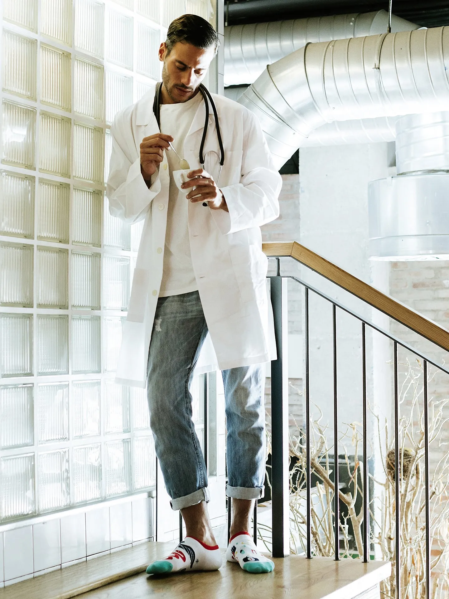 Calcetines sneakers alegres Salud - Image 6