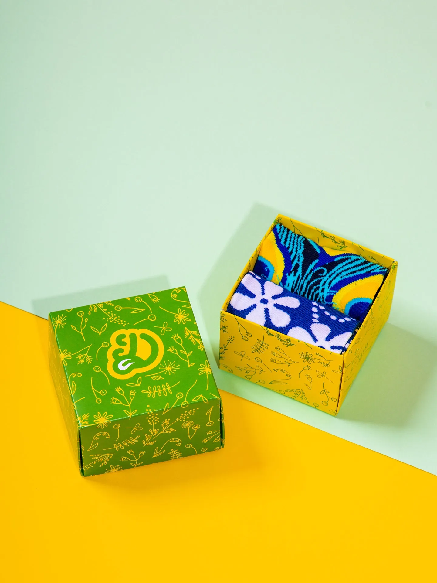 Caja regalo cuadrada Flores de primavera - Image 5