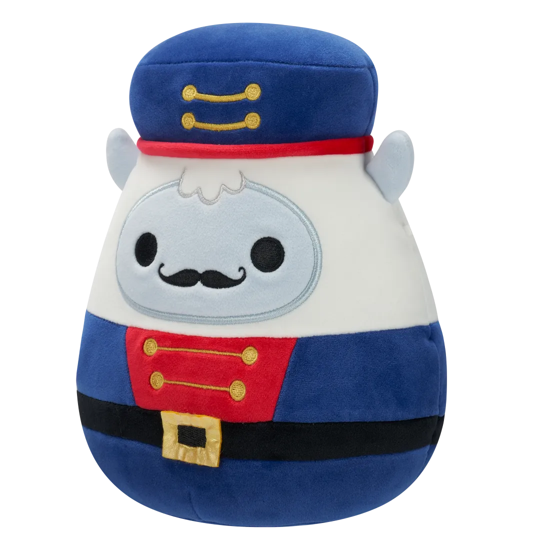 Squishmallows Yuri el Yeti Blanco con Traje de Cascanueces Azul, 20 cm - Image 2