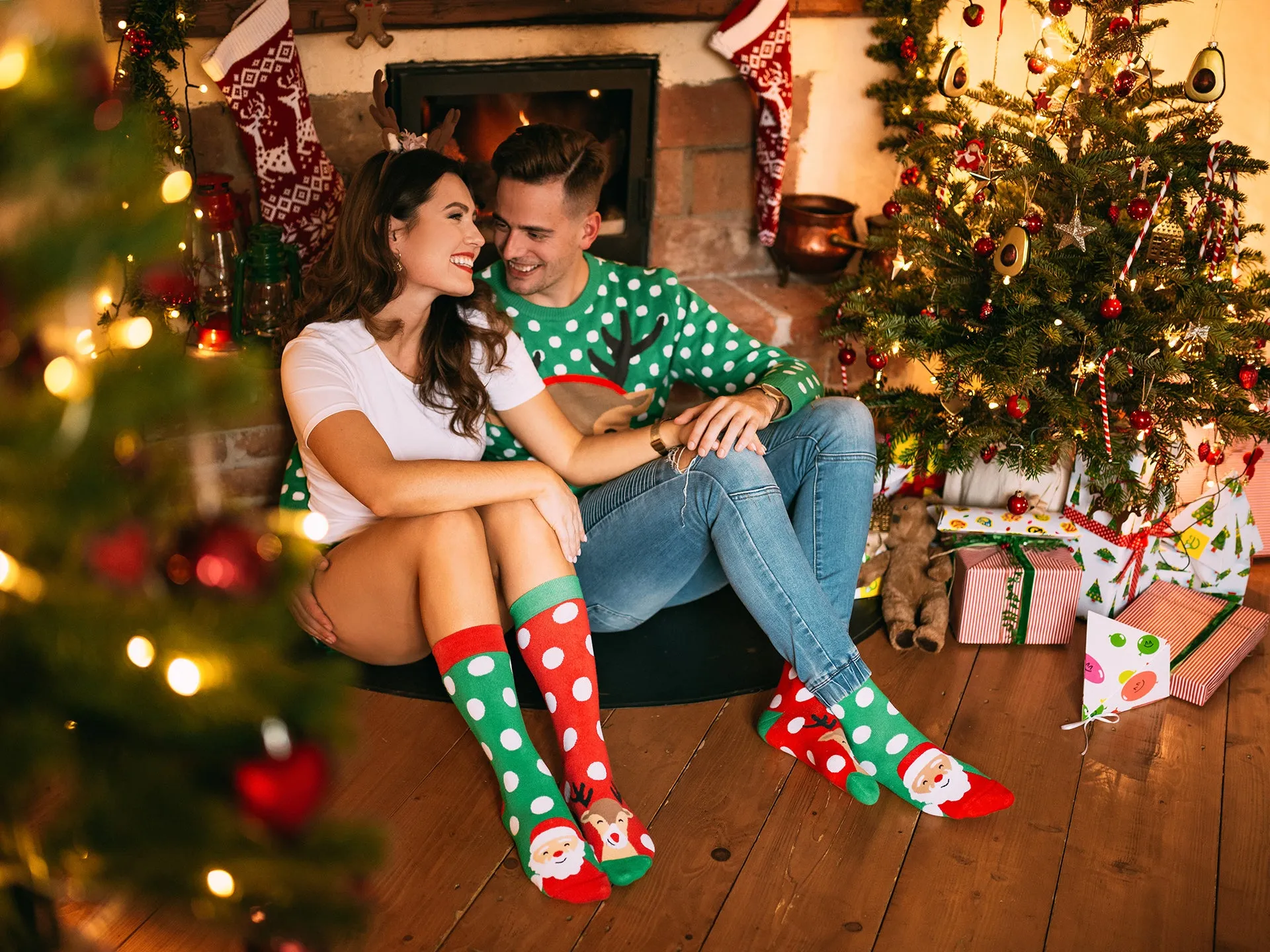 Calcetines de invierno alegres Santa Claus y Rudolf - Image 2