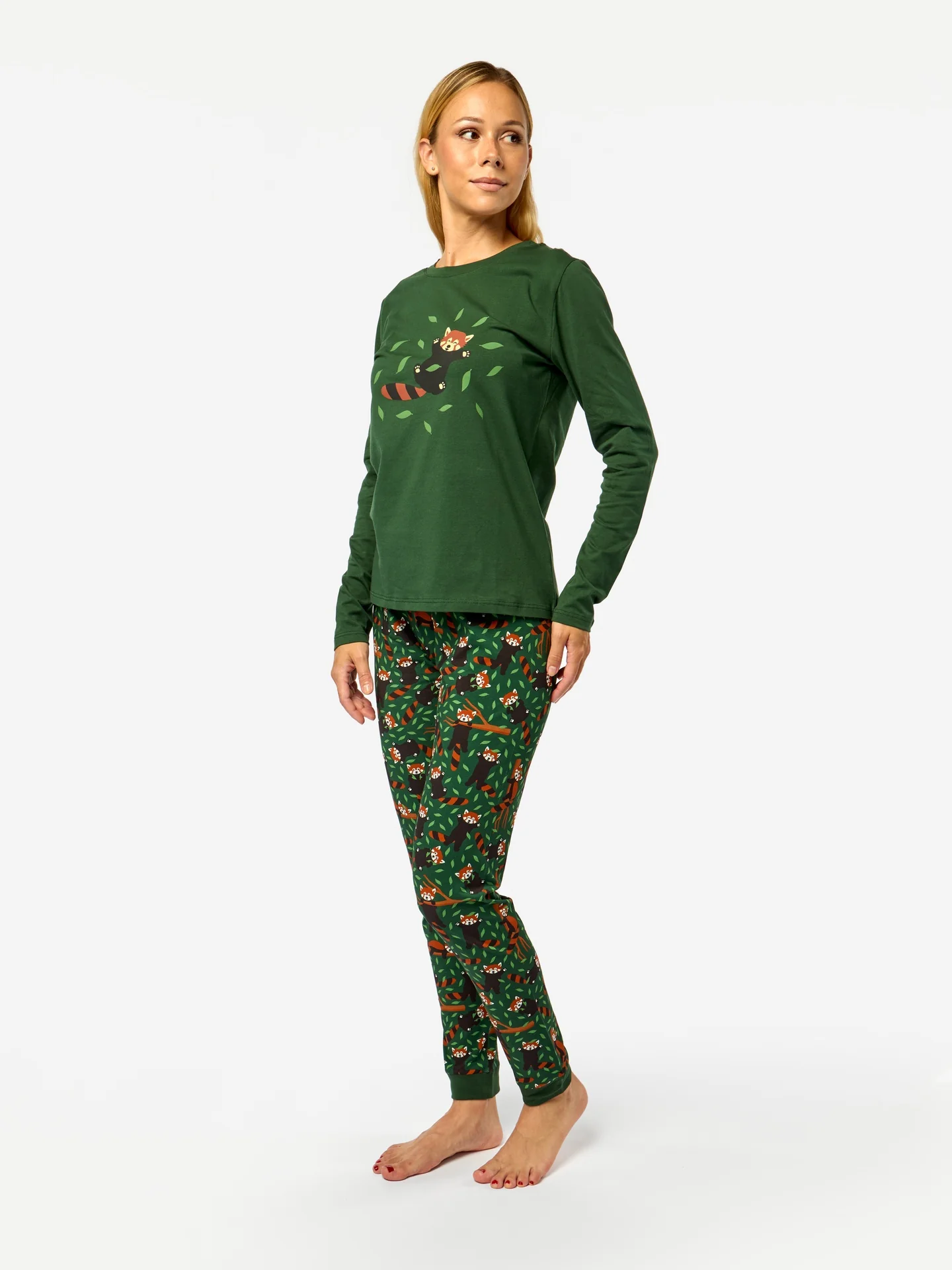 Pijama alegre para mujer Panda rojo - Image 4